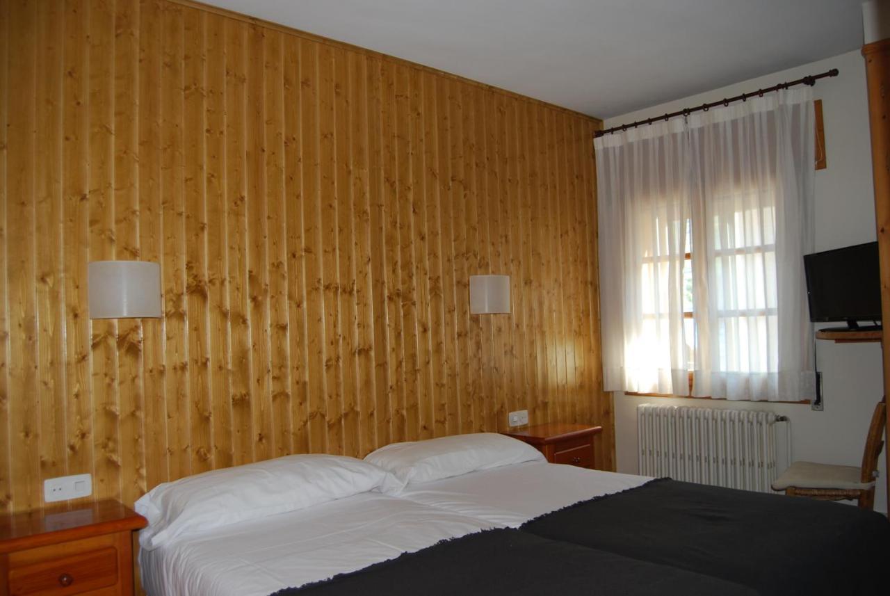 Pension Casa Vicenta Vielha e Mijaran Buitenkant foto